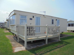 Coastfields: Arizona CF:- 6 Berth with enclosed veranda